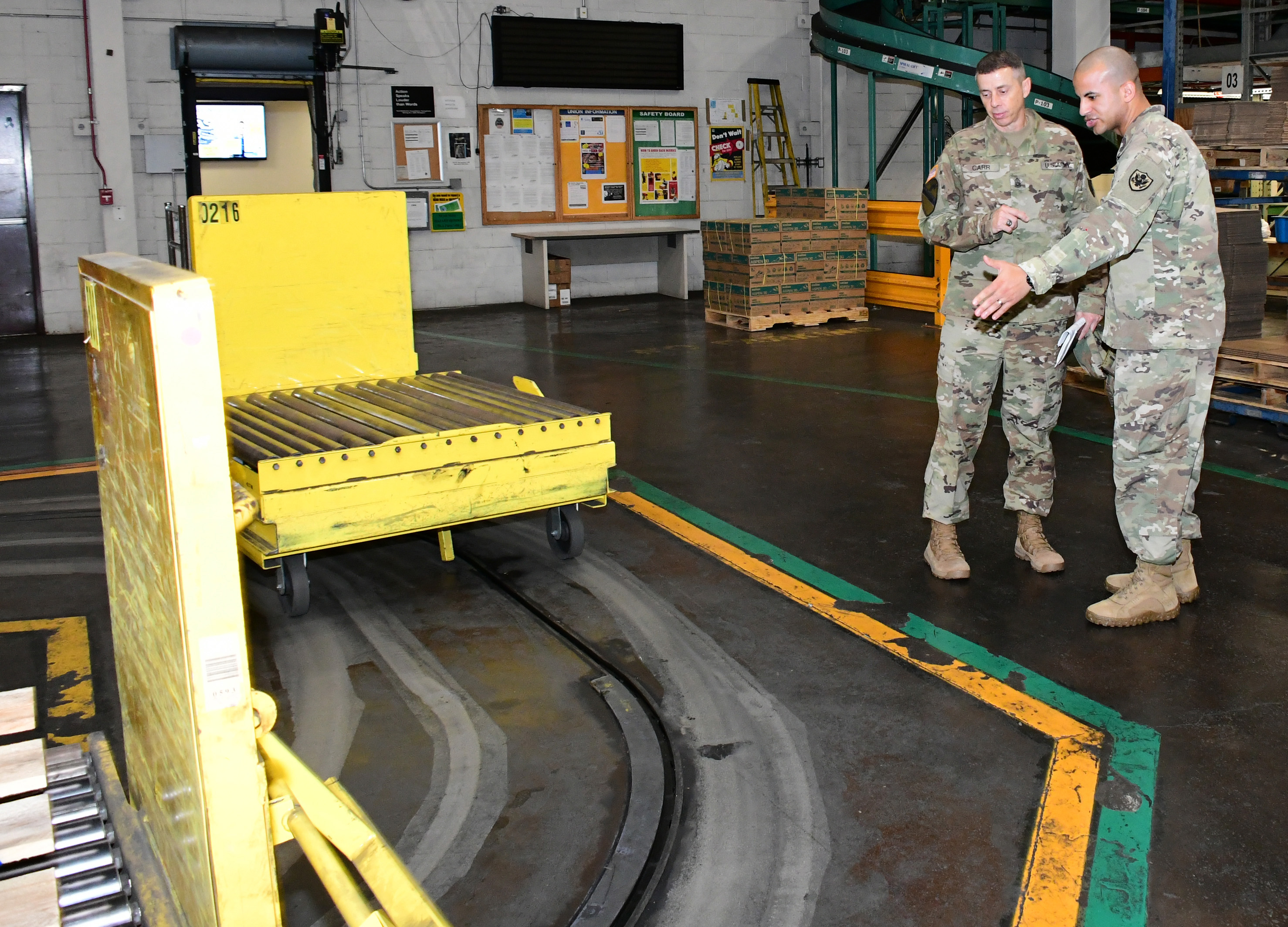21st Theater Support Command Senior Enlisted Advisor visits DLA ...