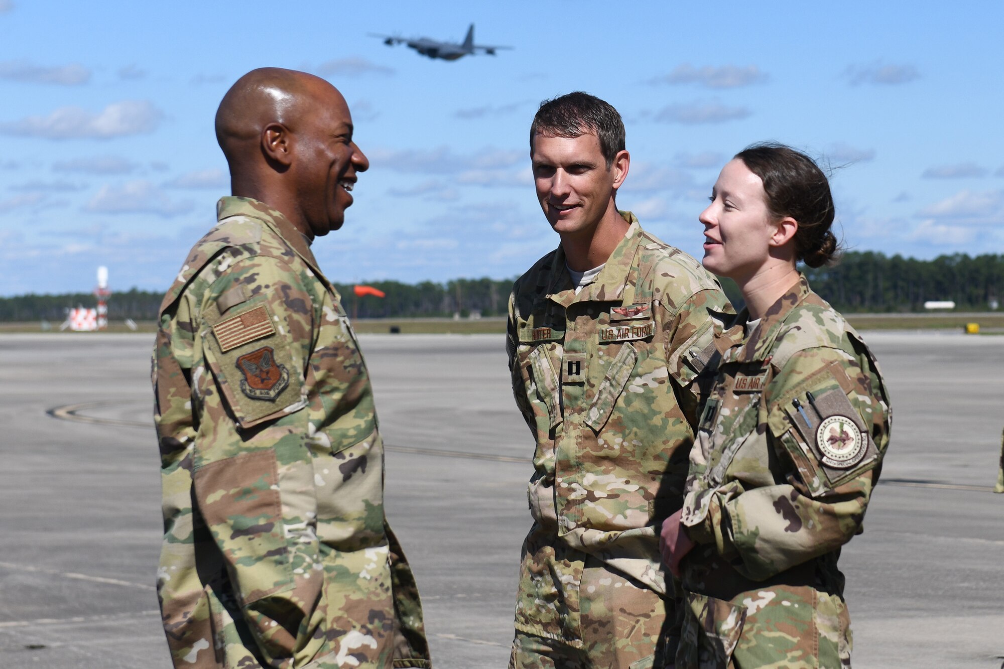 CMSAF greets aircrew