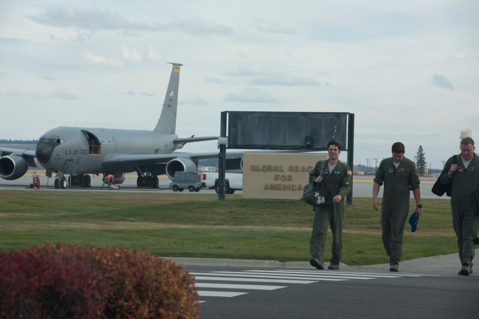Kansas Air National Guard 117th Air Refueling Squadron Airmen and a Fairchild instructor pilot return from completing Minimum Interval Take-Off training exercises at Fairchild Air Force Base, Washington, Oct. 24, 2018. Fairchild is the largest tanker base in the world, and one of few bases that provide MITO training to regional units, helping both ANG and active duty squadrons seamlessly work together. (U.S. Air Force photo/ Senior Airman Ryan Lackey)