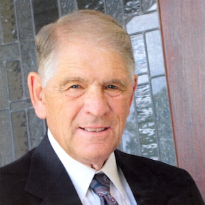 Portrait of Dr. Lowell K. Frazer