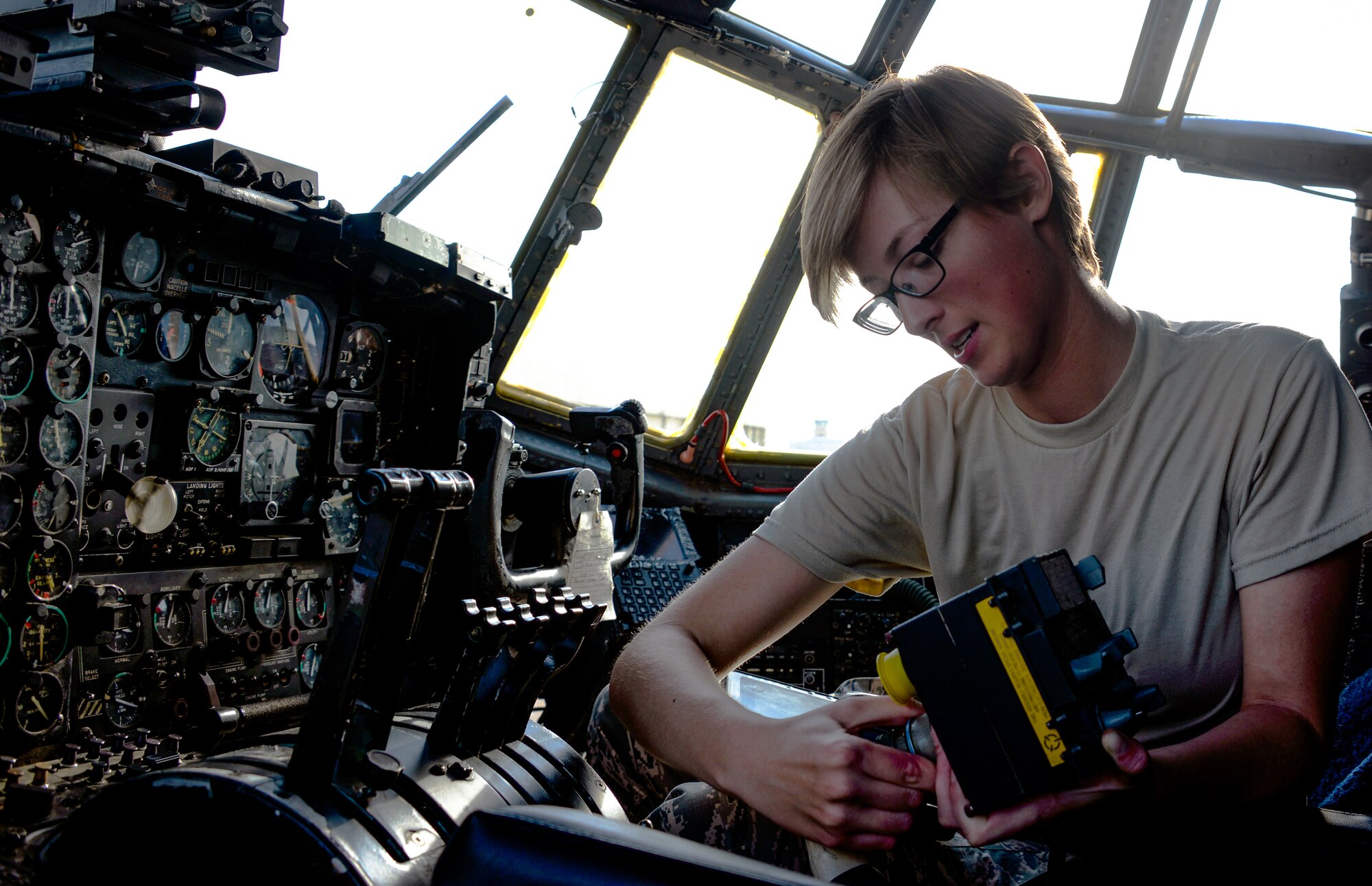 Schneider aces instrument, flight control course