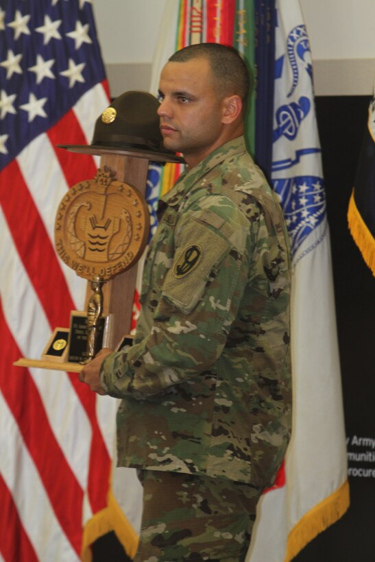 Reserve Soldier wins TRADOC Drill Sergeant of the Year