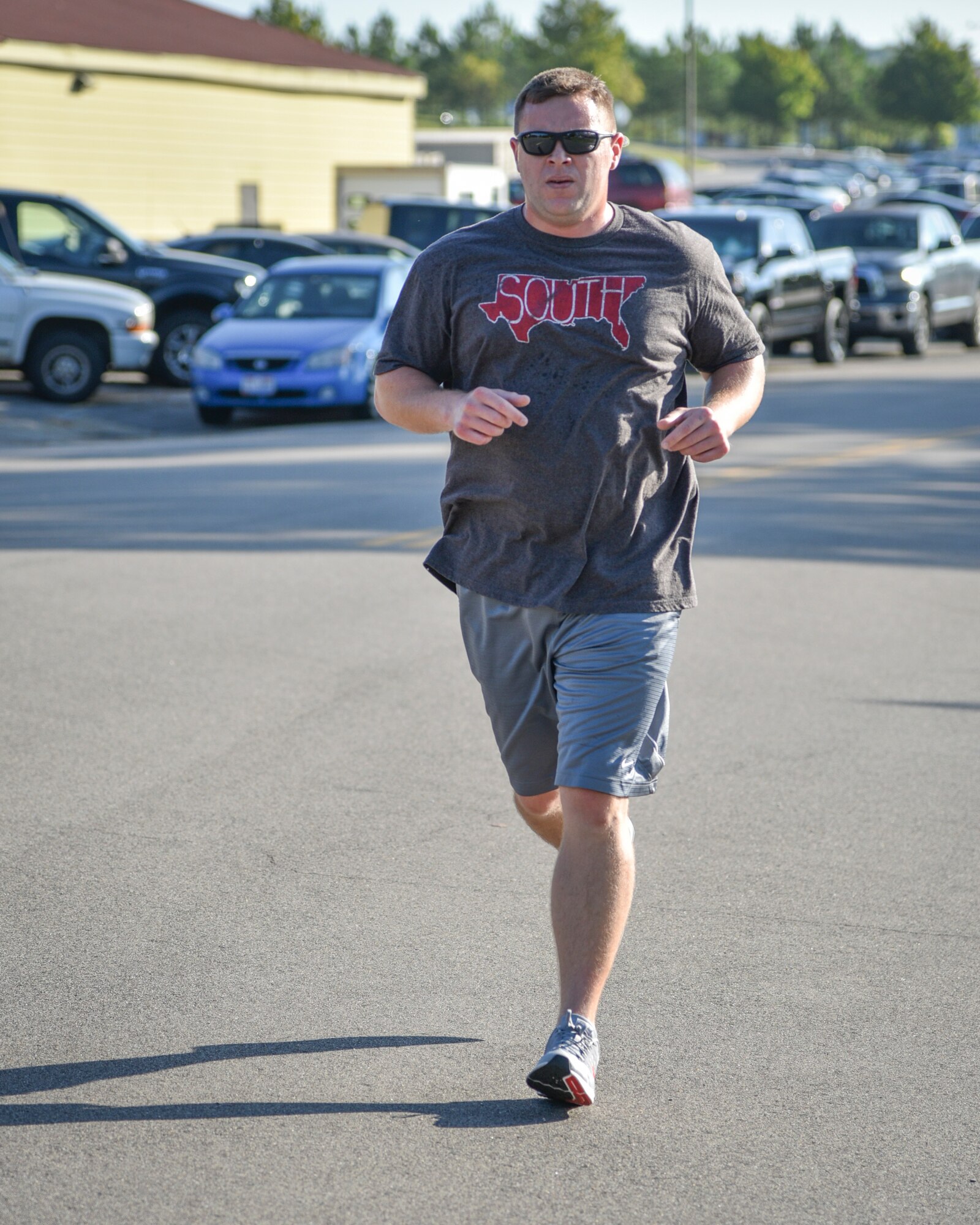 117 ARW Holds Run for Veterans