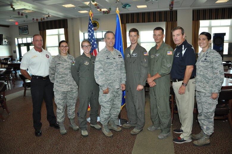 Air Show staff presented with recognition coins