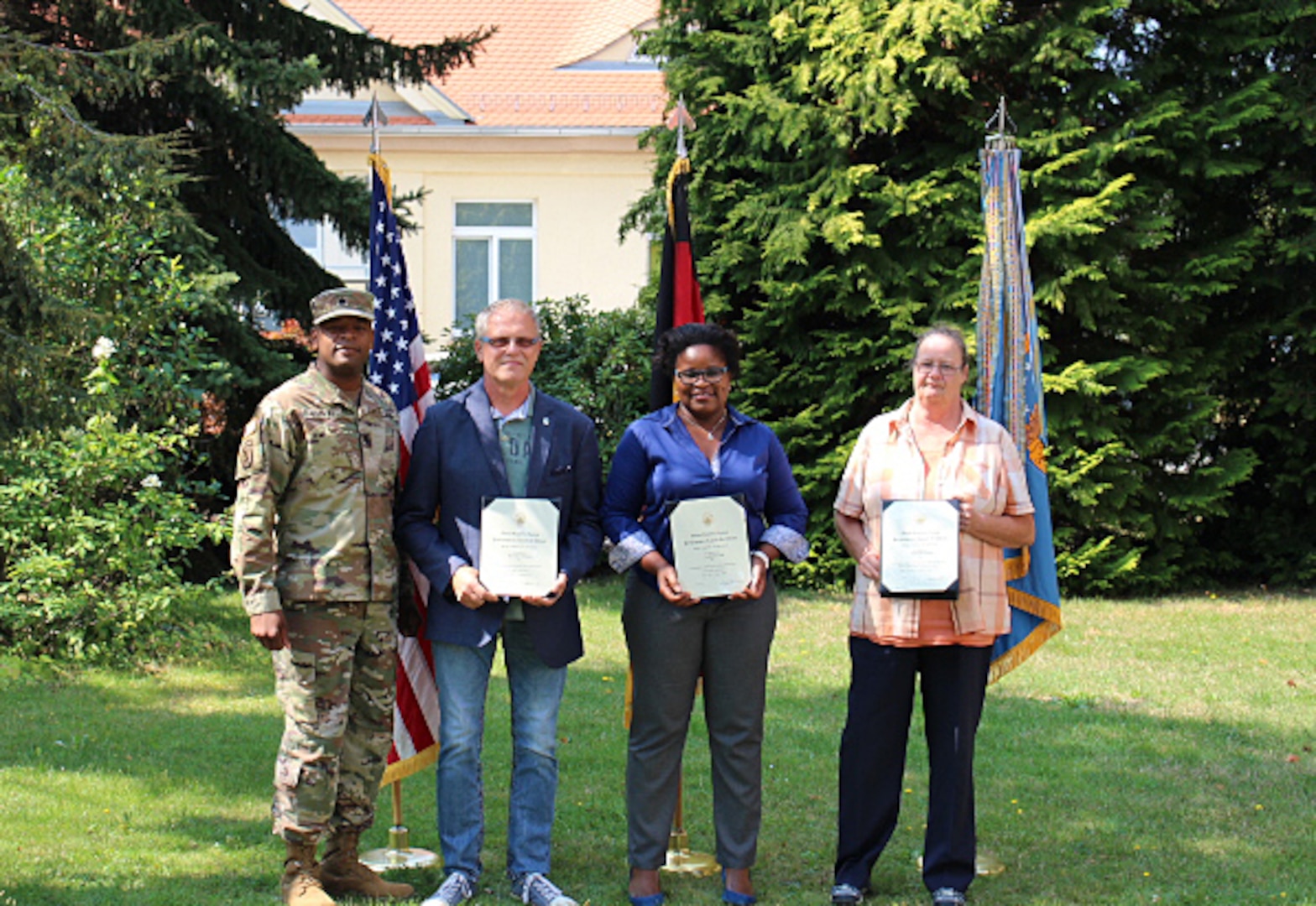 DLA Troop Support Europe & Africa employees recognized for excellence