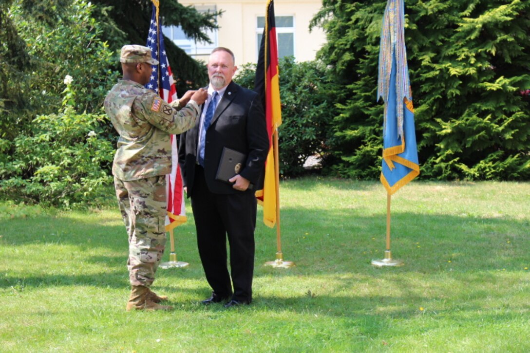 DLA Troop Support Europe & Africa employees recognized for excellence