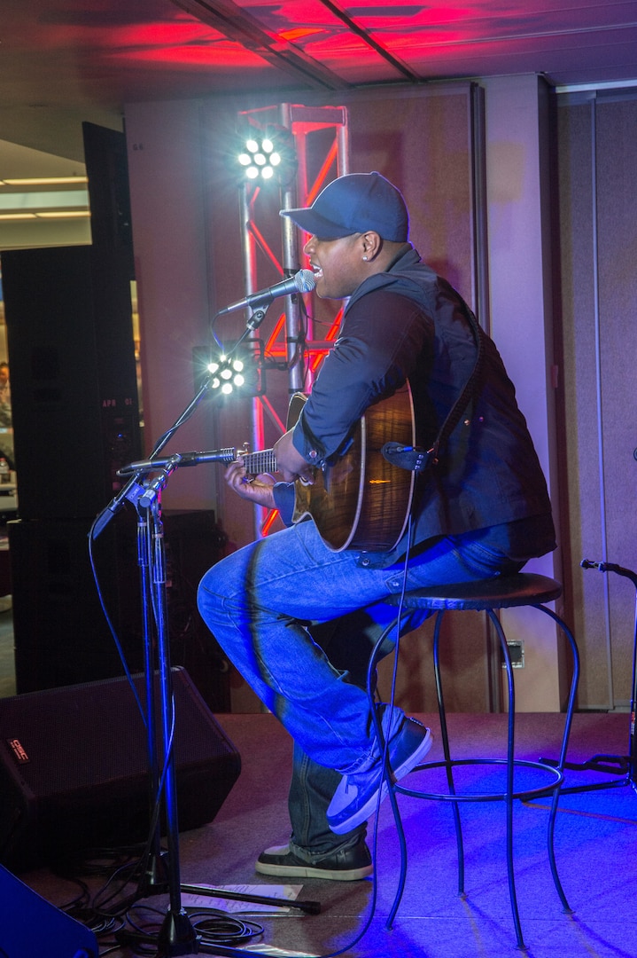 Javier Colon opened the summer with a May concert featuring his acoustic soul style.