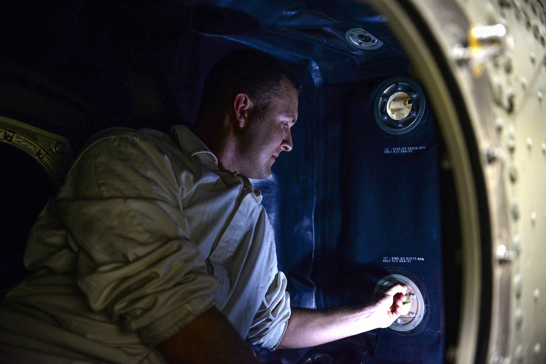 SSgt Caleb Farmer aces aircraft fuel systems course