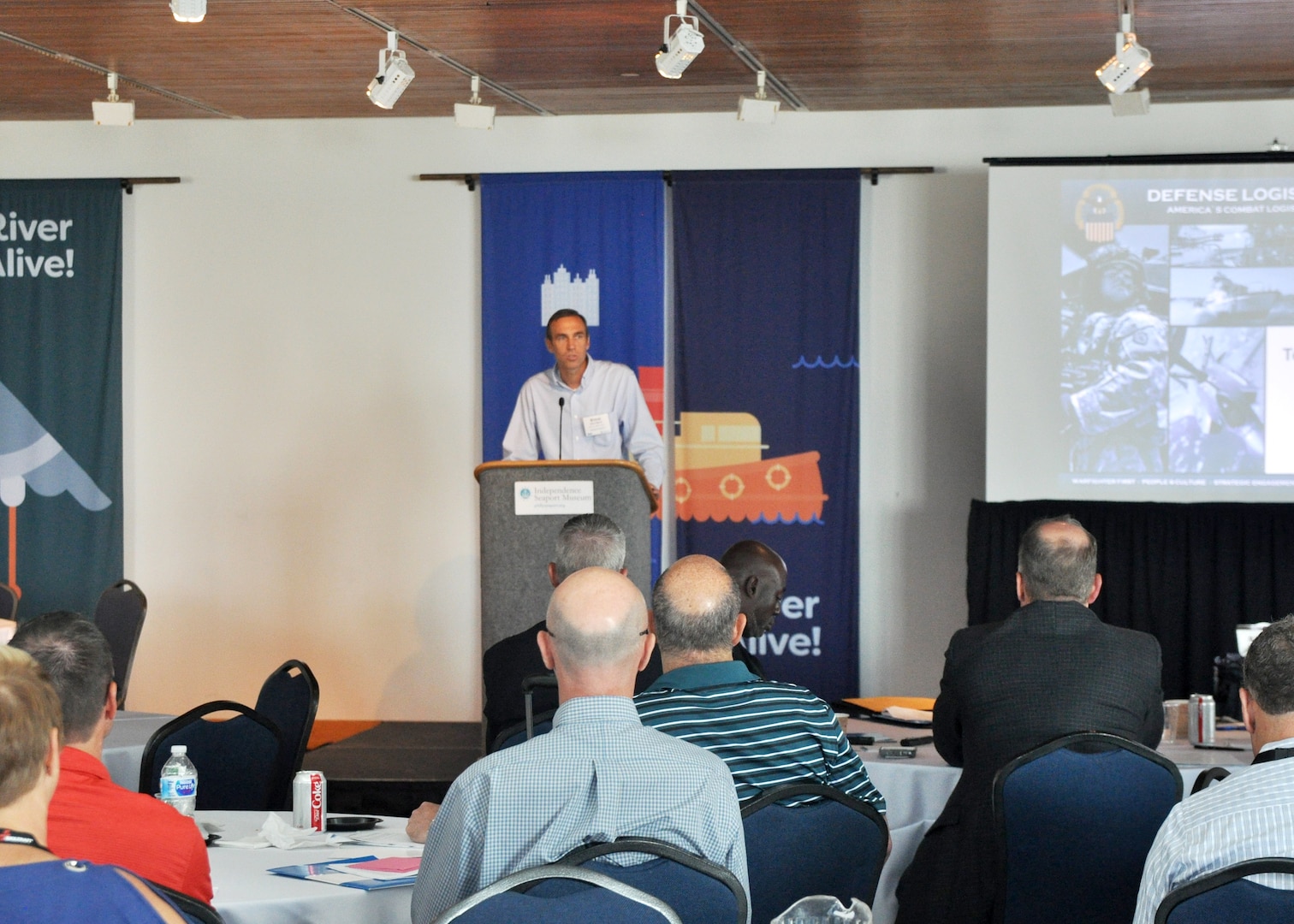 DLA Troop Support Clothing and Textiles Director of Supplier Operations Steven Merch presents key C&T topics during the National Industries for the Blind’s annual Textile Apparel Group conference Sept. 6, 2018 in Philadelphia. Merch and DLA Troop Support representatives from C&T and Small Business discussed key industry topics with military clothing and equipment manufacturers that employ blind and visually impaired Americans during the two-day event.