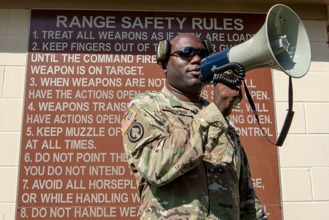 4th Joint Communications Squadron take the "Mustang Challenge"