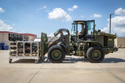 4th Joint Communications Squadron take the "Mustang Challenge"