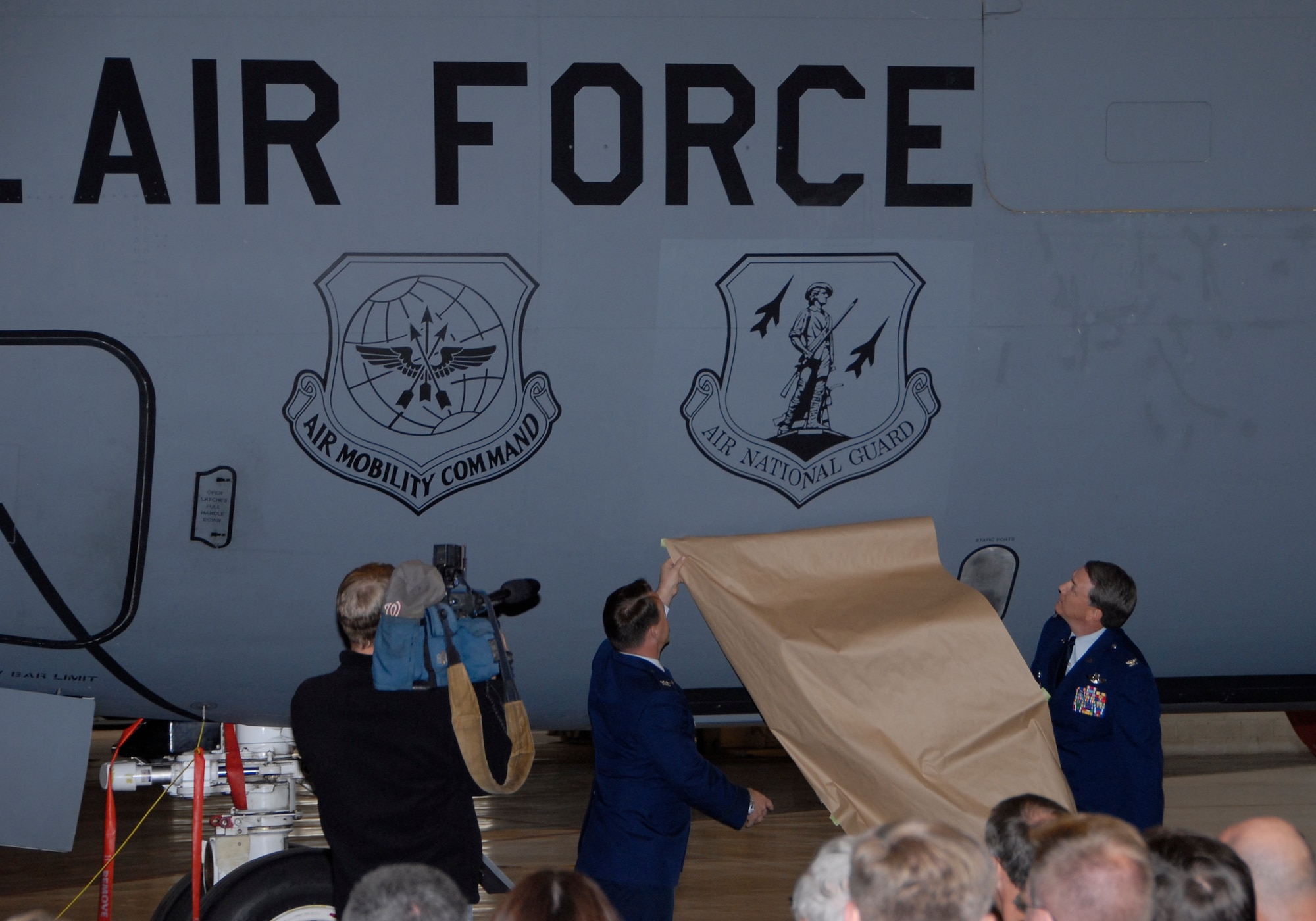 The 92nd and 141st Air Refueling Wing celebrated Total Force association as the wings combined efforts Oct. 1, 2007. (U.S. Air Force courtesy photo)