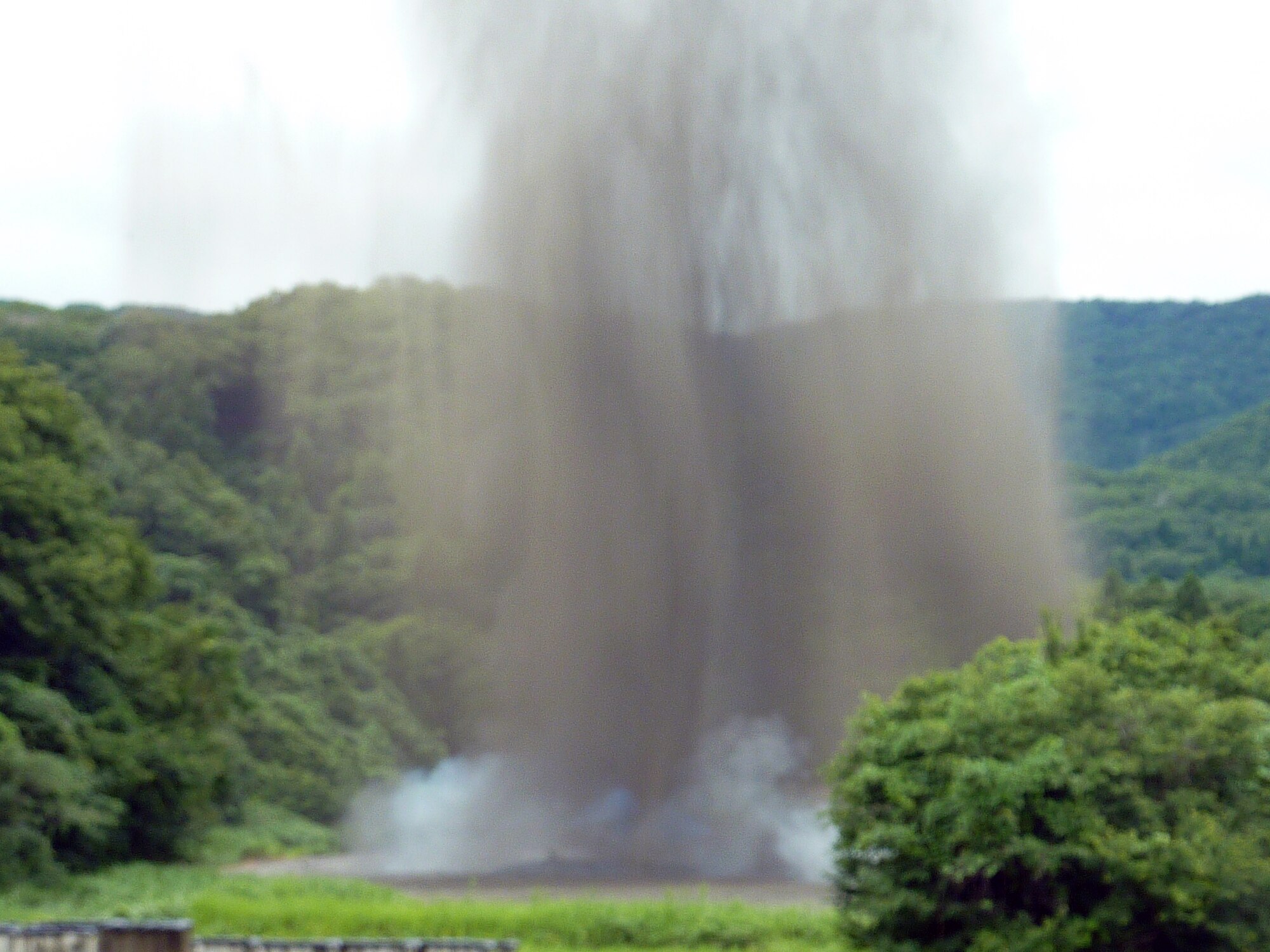 Koku Jieitai (Japan Air Self Defense Force) hosted U.S. Air Force members during their two-day live-fire, rapid airfield damage repair demonstration, August 8-9, 2018, Ohjoji-hara Exercise Range, Sendai, Japan.