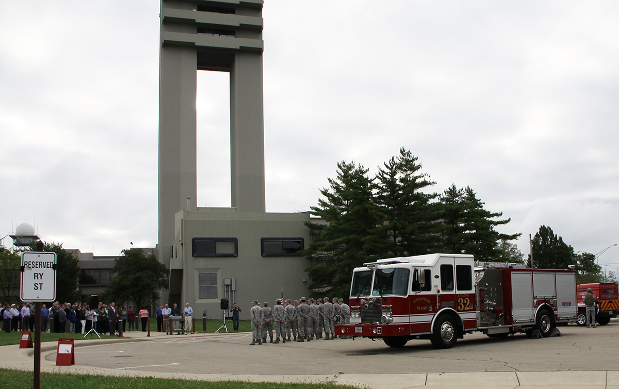 The Air Force Research Laboratory’s Sensors Directorate holds its fifth annual 9/11 Memorial Ceremony on Sept. 11, 2018 at Wright-Patterson Air Force Base. (U.S. Air Force photo/Ryan Gilbert)