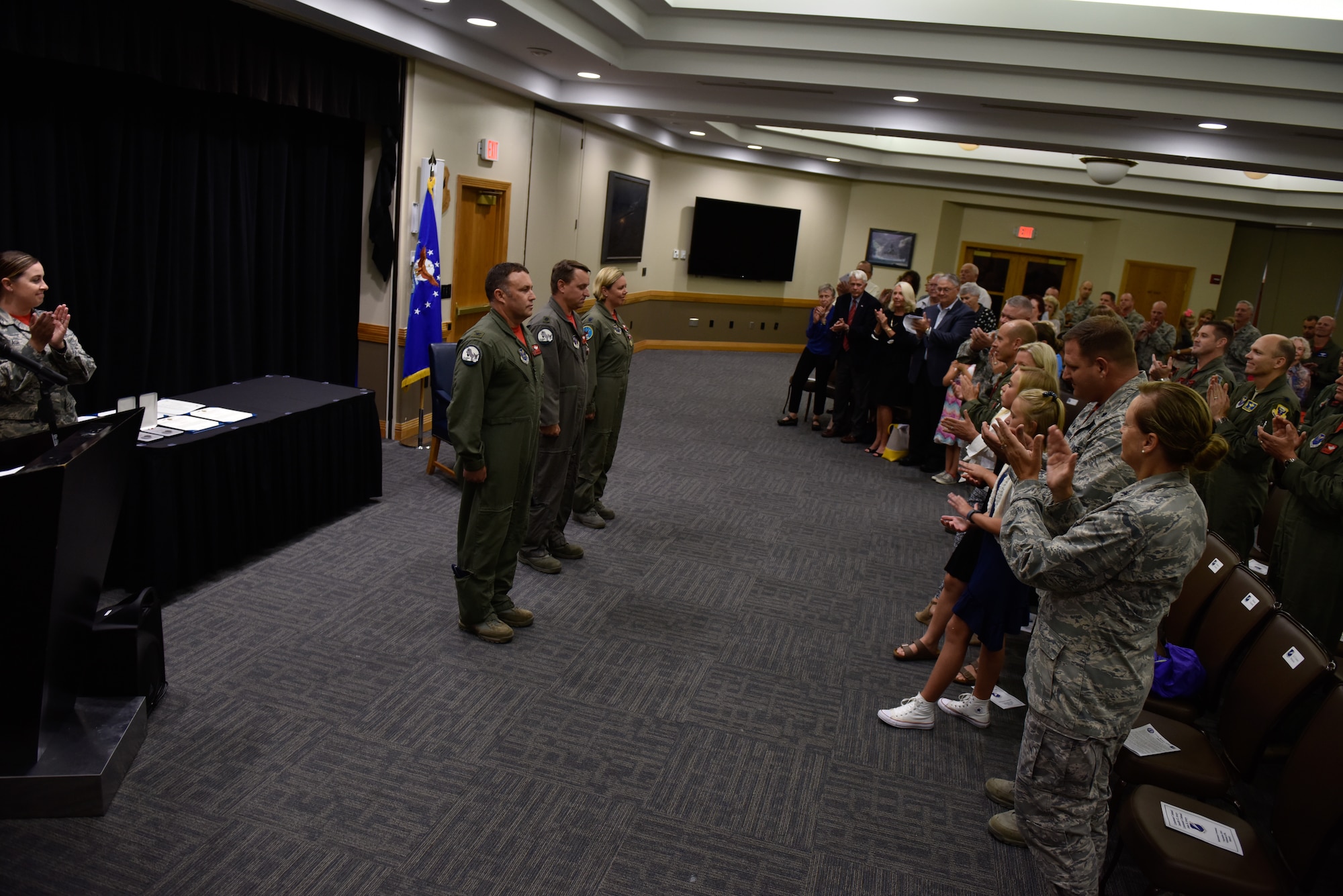 Lt. Cols. John and Jennifer Avery’s Air Force and Air National Guard military careers culminated at their joint retirement ceremony at Whiteman Air Force Base, Missouri.   (U.S. Air Force photo by Tech. Sgt. Alexander W. Riedel)
