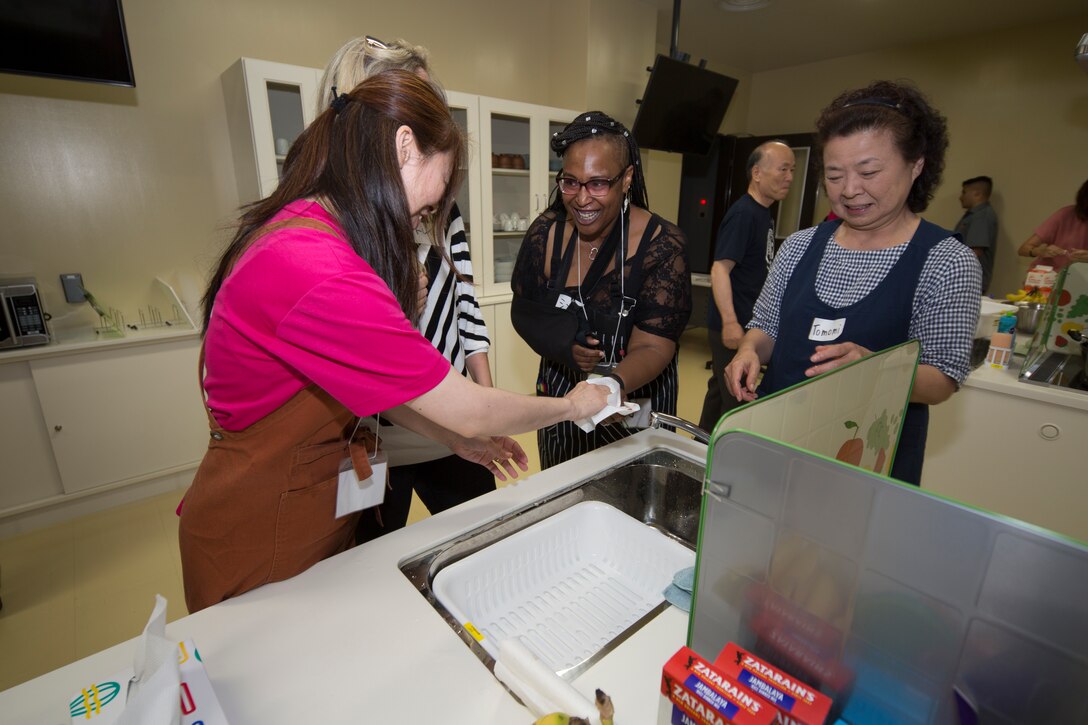 Japanese, Americans get taste of Jambalaya