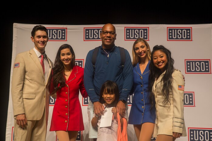 USO Show Troupe performs at MCAS Iwakuni