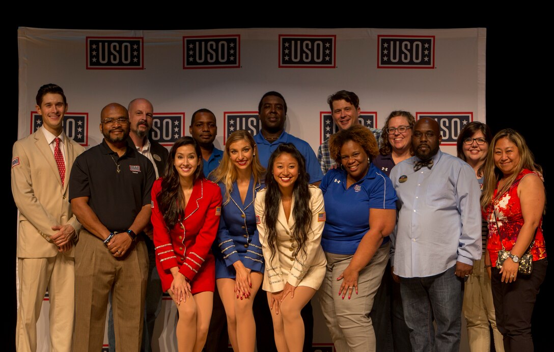 USO Show Troupe performs at MCAS Iwakuni