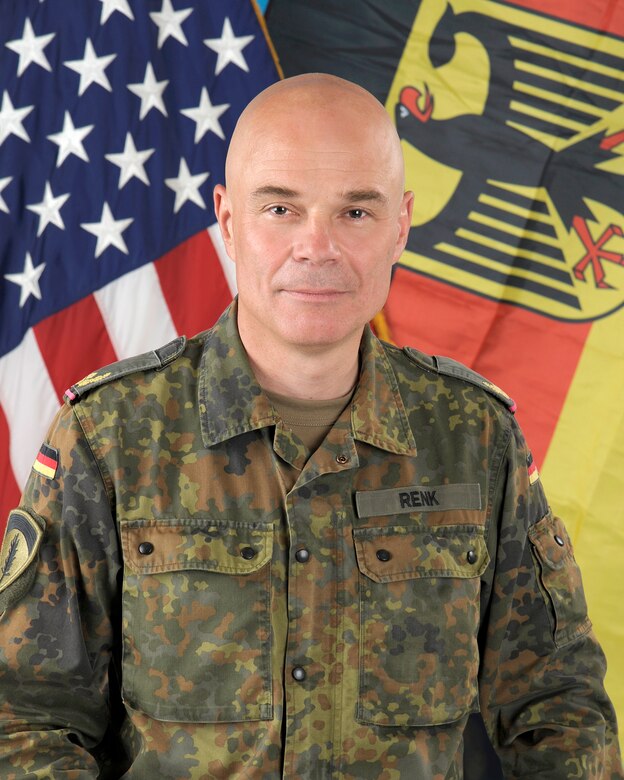 Brig Gen Hartmut Renk U S Army Europe Leaders Article View