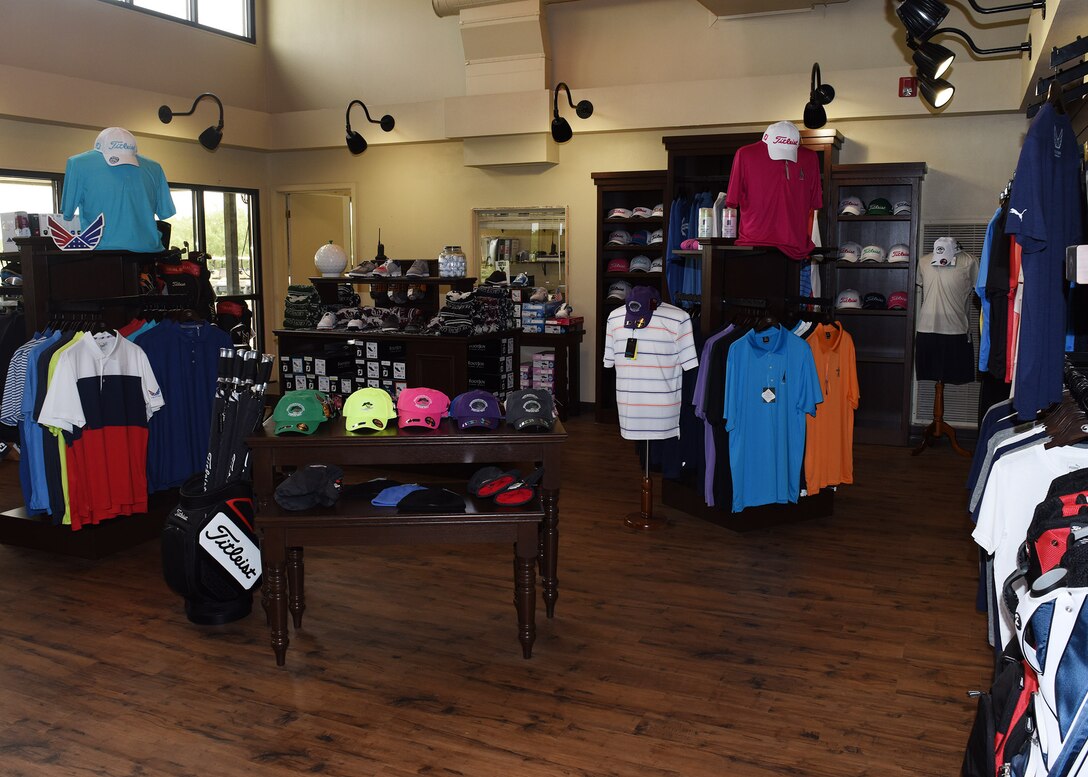 7th FSS revitalizes bowling center, golf course