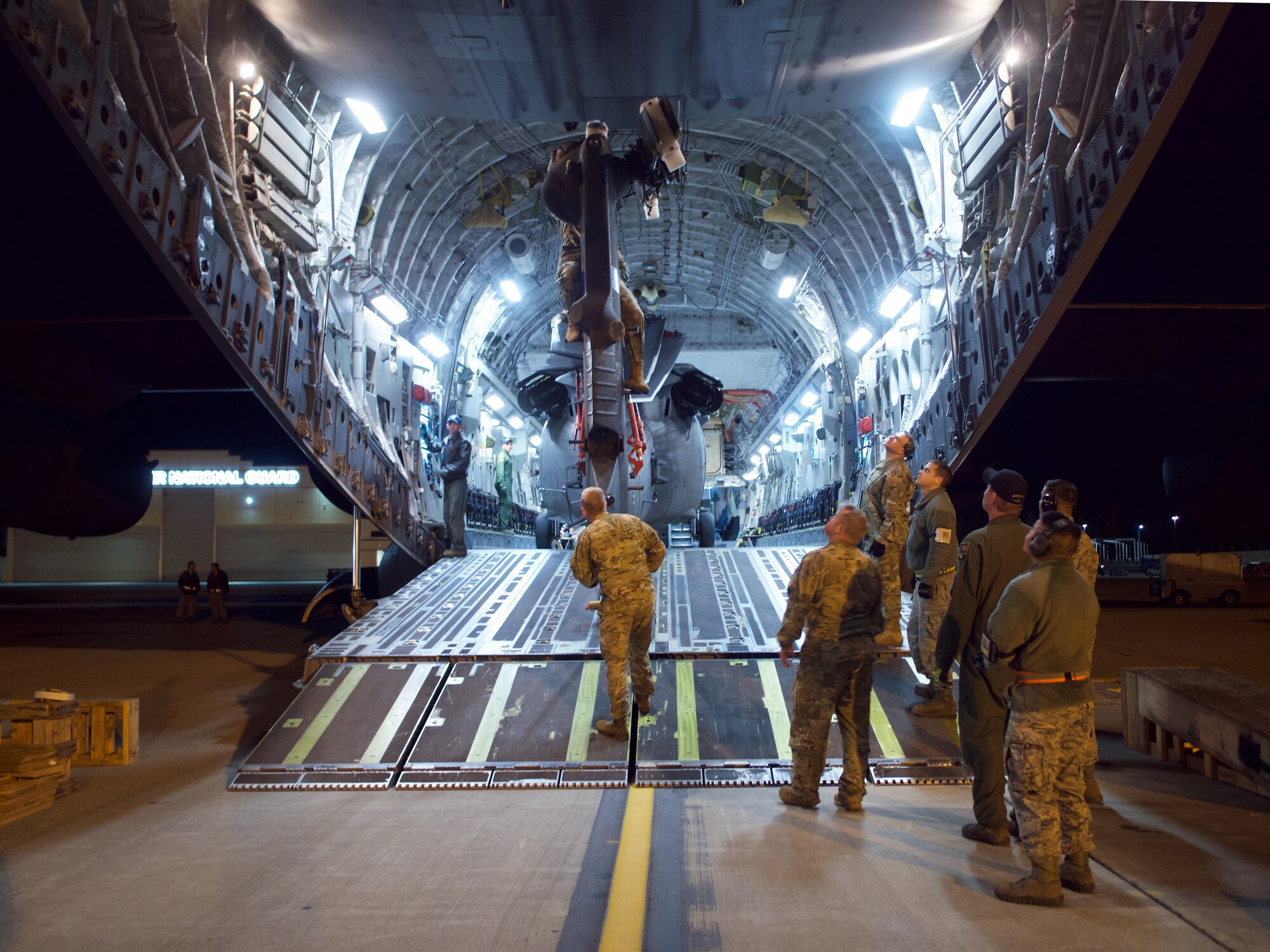 Alaska Army National Guardsmen assist with Hurricane Florence relief efforts.