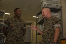 Lt. Gen. Smith visits MCAS Iwakuni