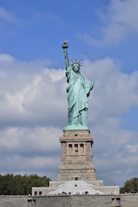 Soldiers Reenlist at the Feet of Lady Liberty