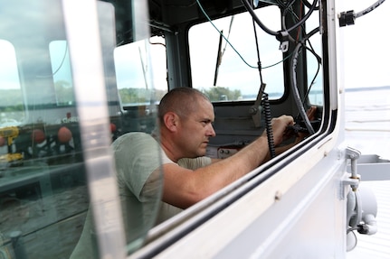 Army Reserve LCM boat unit prepares for Hurricane Florence relief