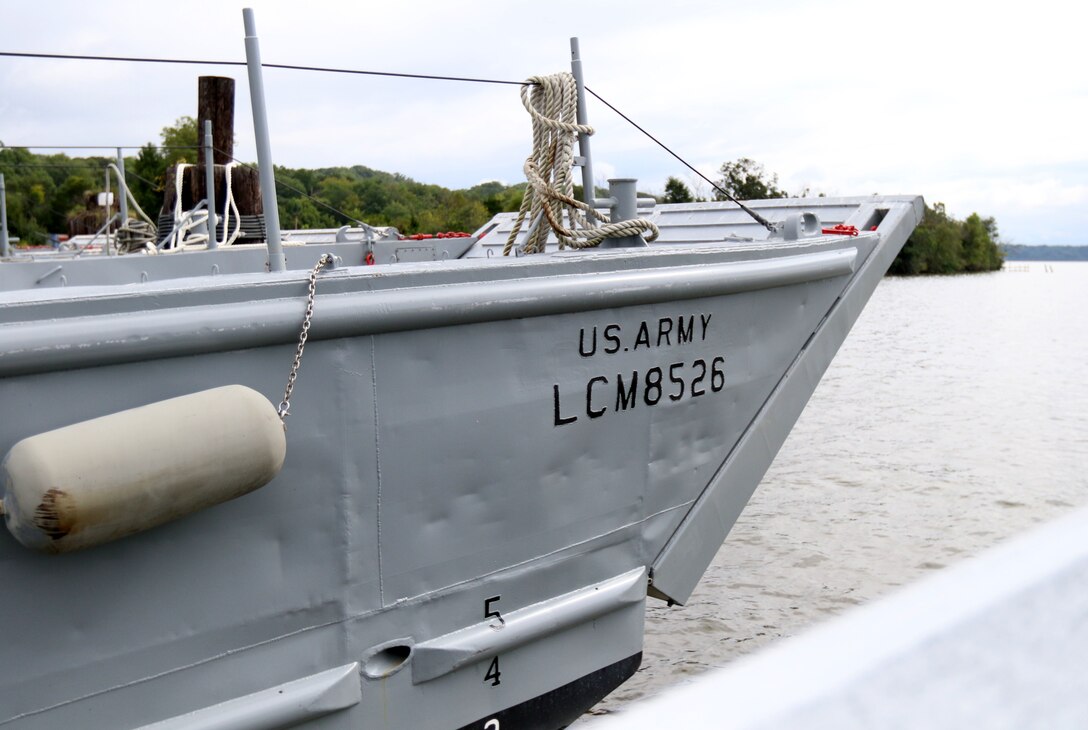 Army Reserve LCM boat unit prepares for Hurricane Florence relief