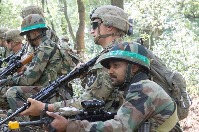 US Soldiers train with Indian counterparts on IED and room clearing tactics
