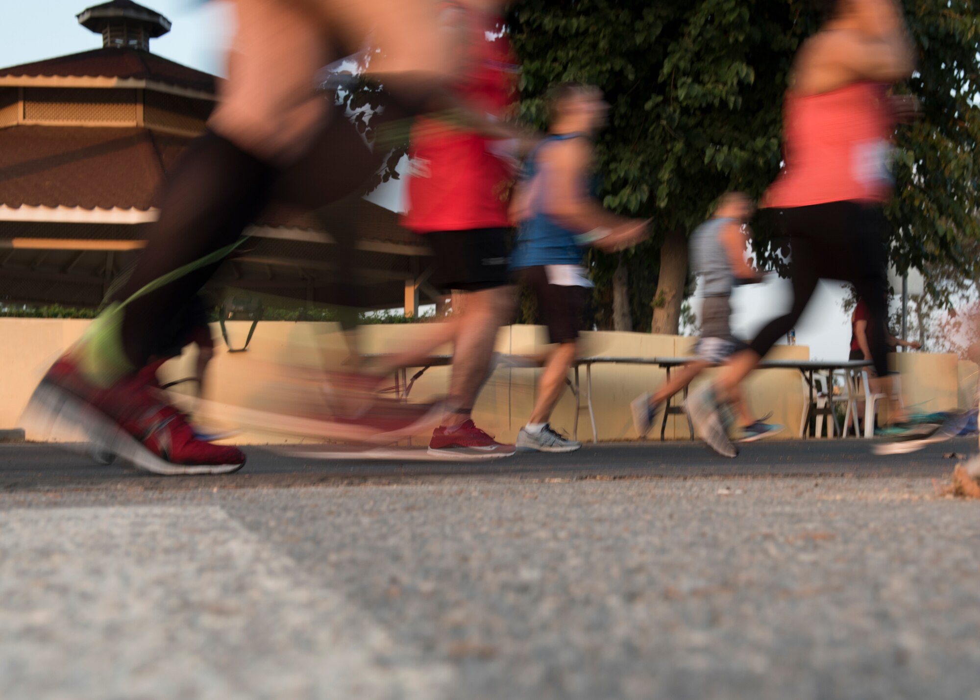 Runners start the 39th Air Base Wing half marathon at Incirlik Air Base, Turkey, Sept. 22, 2018.