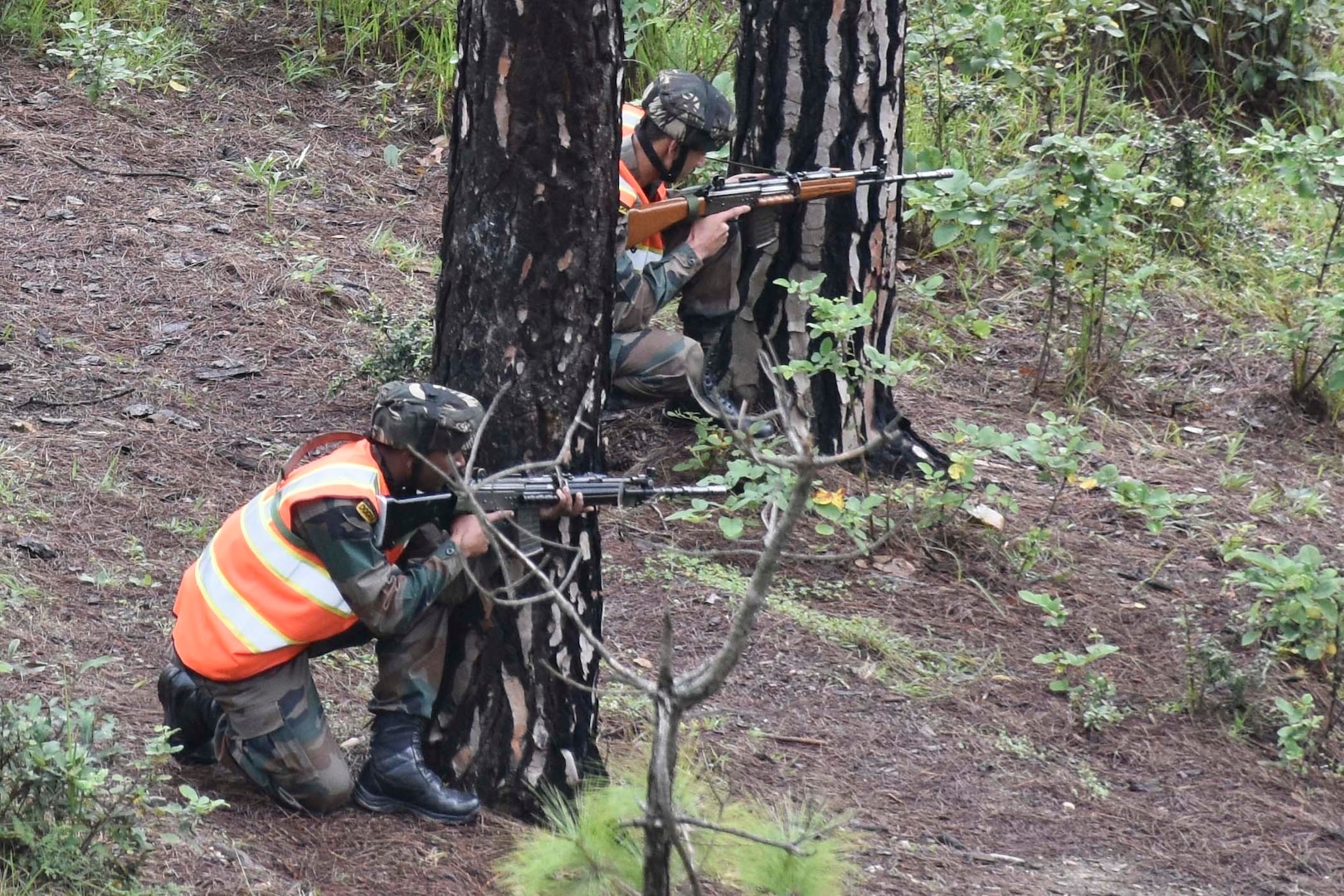 US and Indian soldiers share battle drills, techniques