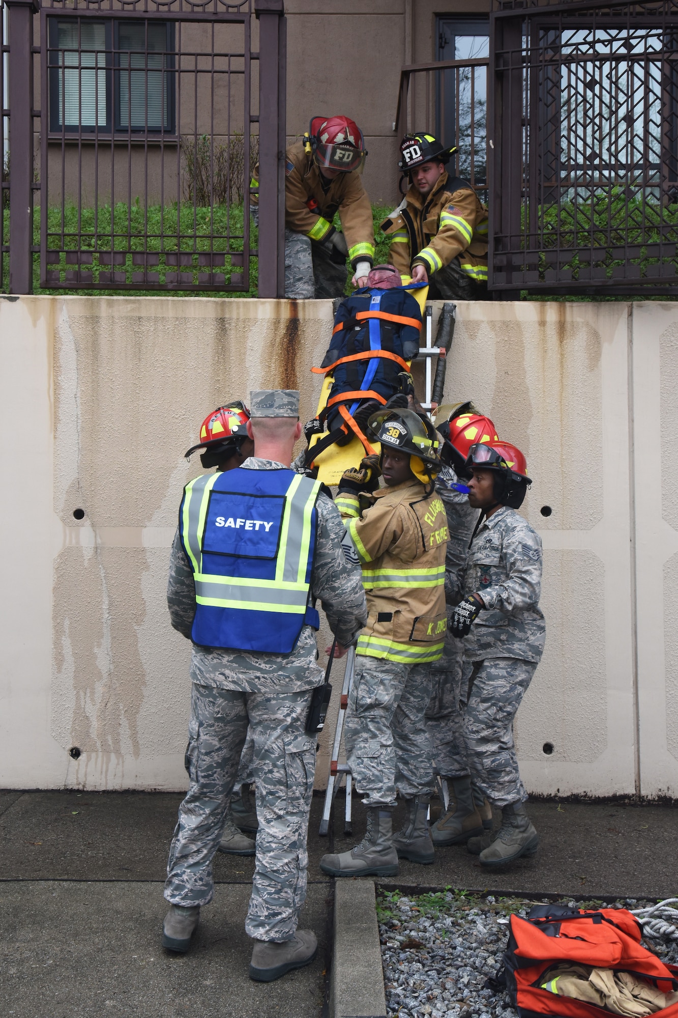 51st CES firefighters execute high-angle rescue training