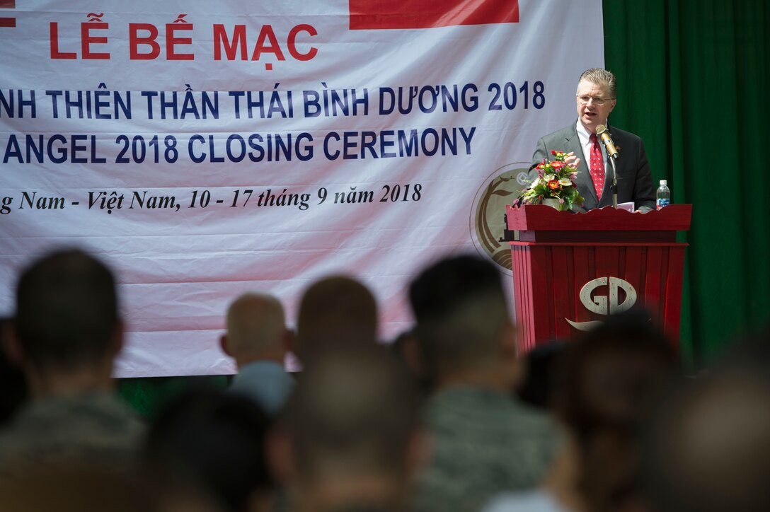 Daniel J. Kritenbrink, U.S. Ambassador to Vietnam  gives a speech during the Pacific Angel (PAC ANGEL) 18-2 closing ceremony at Tien Tho Primary School in Tien Tho commune, Tien Phuoc district, Vietnam, Sept. 17, 2018.