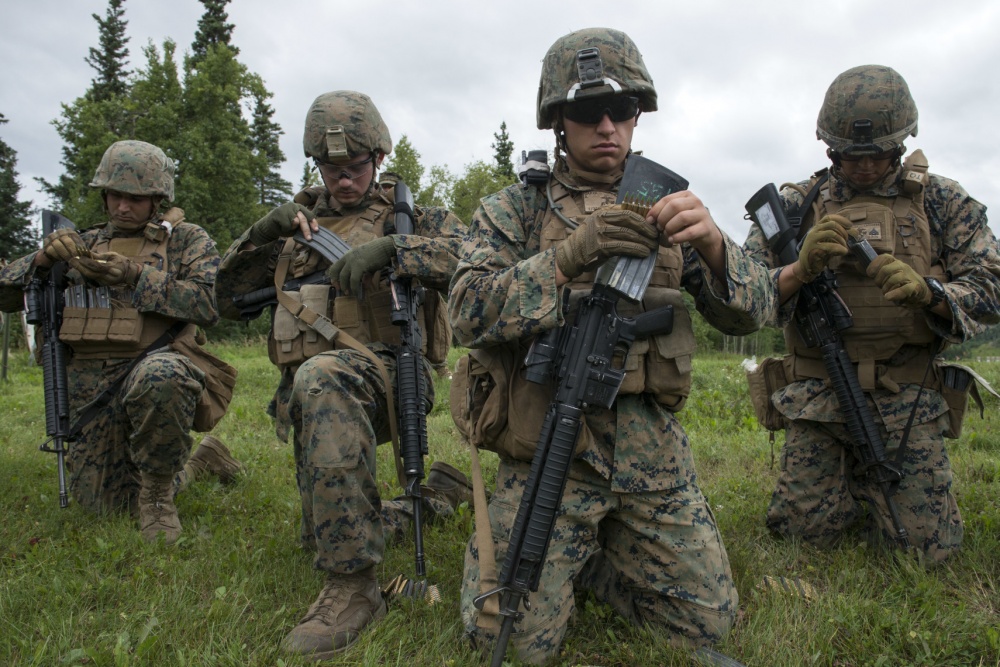 Marine Corps awards contract for lighter-weight body armor to better ...