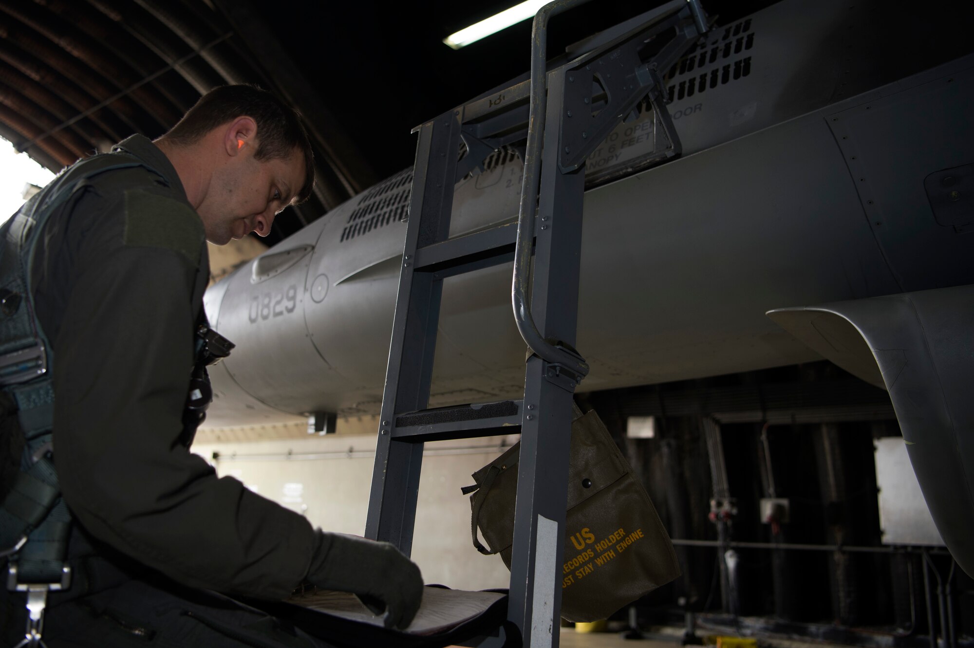 During this flight Kubacz surpassed 2,000 hours in the F-16, a major milestone in an F-16 pilot's career