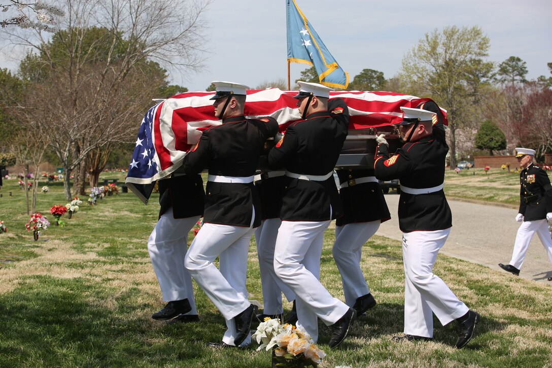 Marines with Marine Barracks Washington D.C., support a full honors funeral for retired Marine Lt. Col. Howard V. Lee, Medal of Honor recipient, at Colonial Grove Memorial Park, Virginia Beach, Virginia, March 30, 2019.