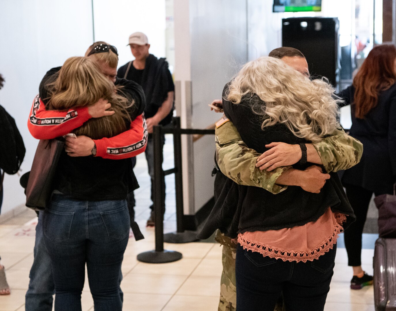 Senior leaders of the West Virginia Army National Guard and Soldier's family members recently welcomed the return to the United States of more than 130 Soldiers from the 3664th Support Maintenance Company (SMC) who completed a nine-month deployment to Kuwait.