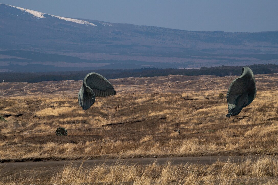 A heavy equipment payload