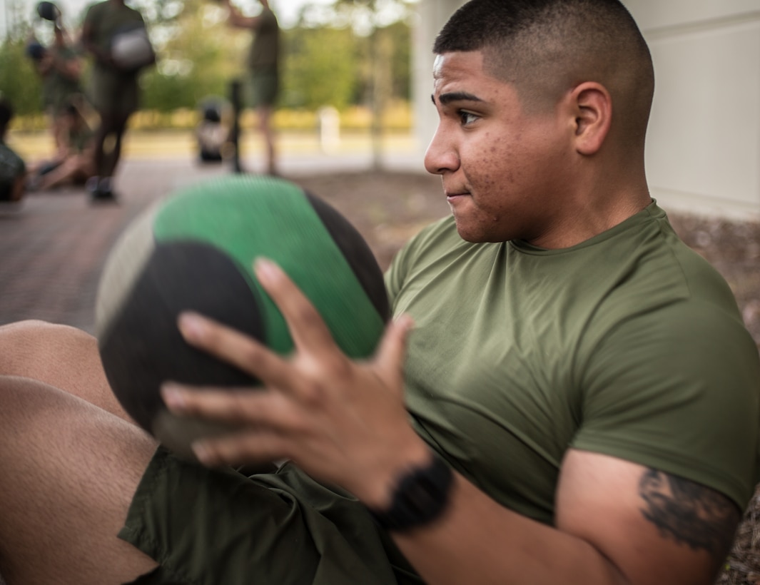 MARFORRES Marines participate in a Total Force Fitness event