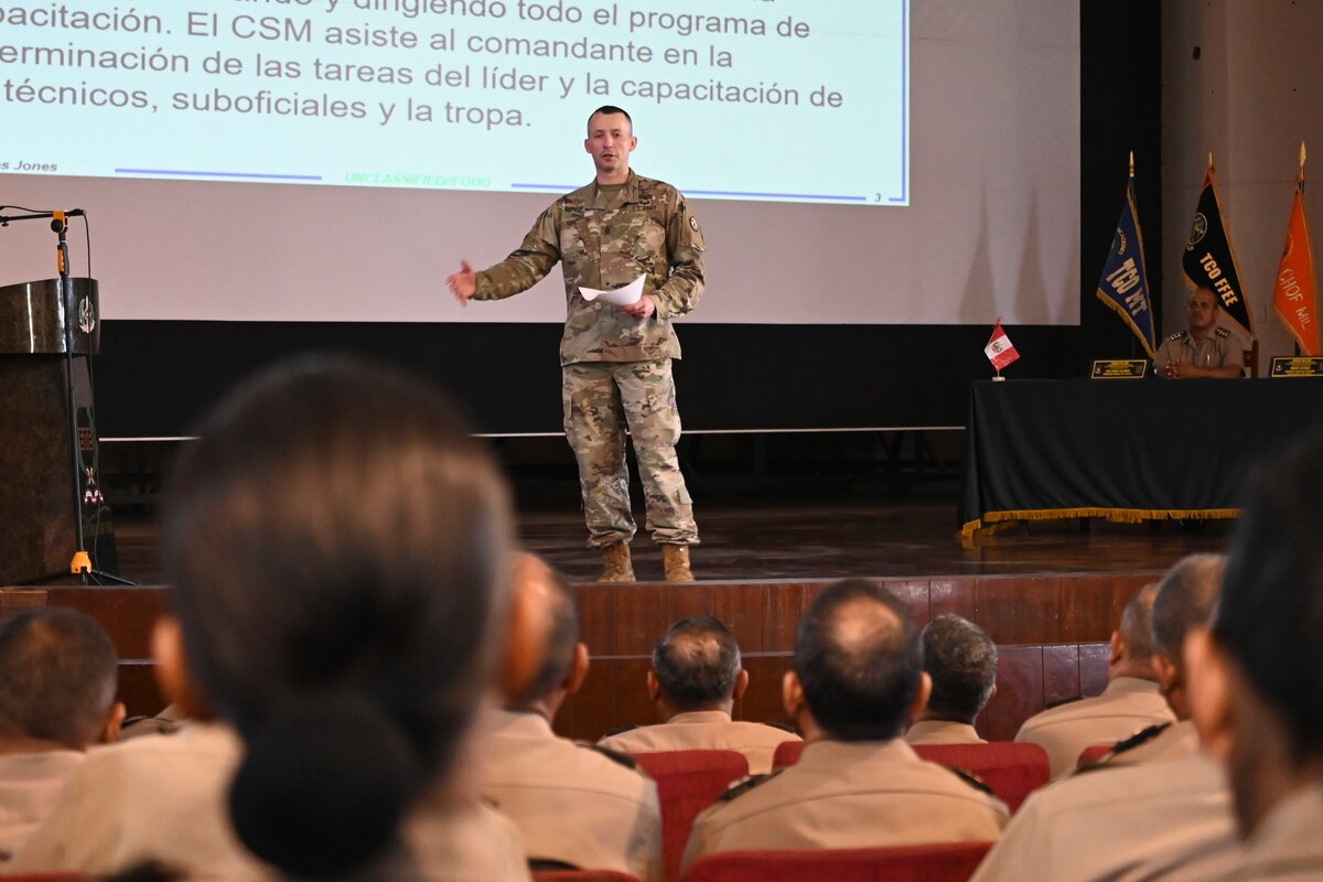 West Virginia Army National Guard state command sergeant major, Command Sgt. Maj. Dusty Jones, discusses the role of the command sergeant major in the United States Army for members of the Peruvian senior enlisted corps March 25, 2019, in Lima, Peru.