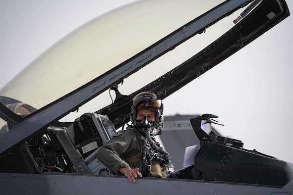 U.S. Air Force 1st Lt. Quincey Watts, a 555th Expeditionary Fighter Squadron F-16C Fighting Falcon pilot, exits his aircraft during exercise African Lion 2019 at Ben Guerir Air Base, Morocco, March 25, 2019.