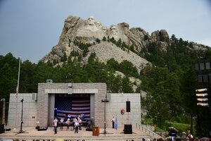 Mt. Rushmore performance