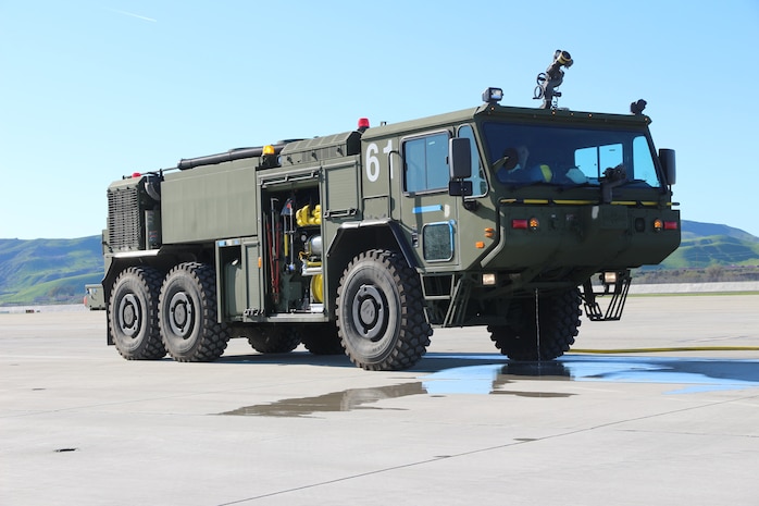 The Corps’ new firetruck, the P-19R, provides technologically advanced on-road and off-road rescue and firefighting capabilities to permanent and expeditionary airfields throughout the Marine Corps. Program Executive Officer Land Systems is currently fielding the P-19R to Marines worldwide. (U.S. Marine Corps photo by Ashley Calingo)