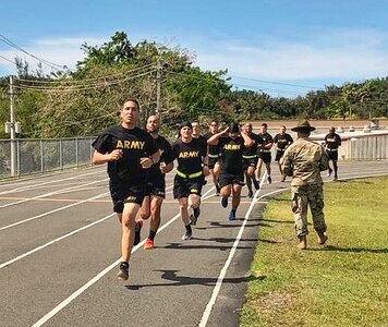 Army Reserve-PR Soldiers qualify for the German Armed Forces Proficiency Badge