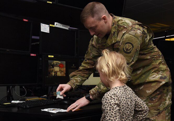 548th ISR Group Hosts 2019 Friends and Family Open House