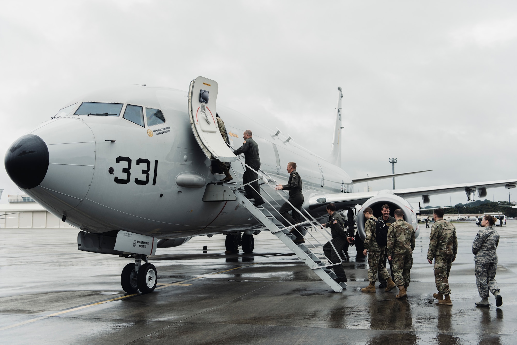 5th Air Force, USFJ Commander visits Team Kadena