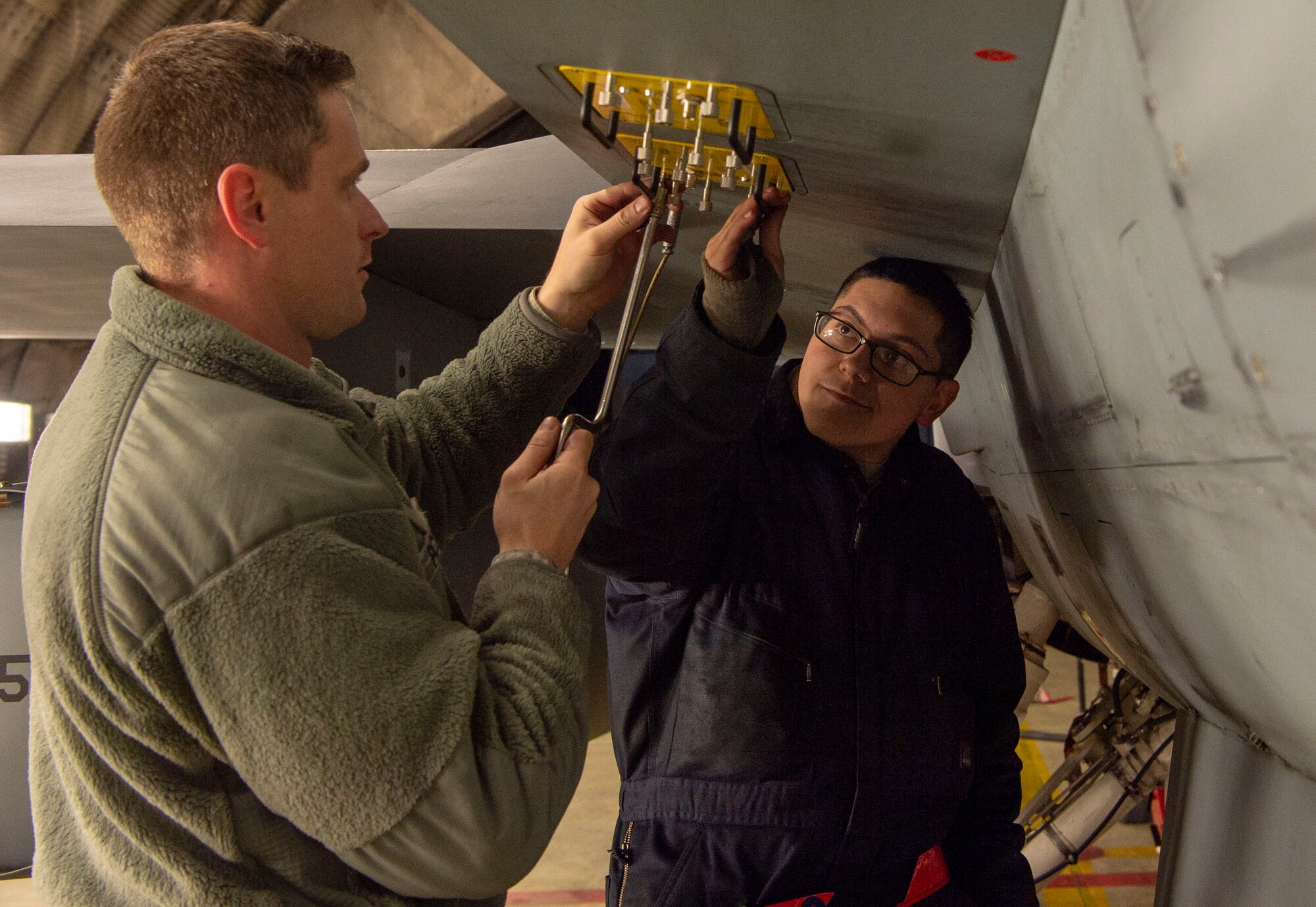 The testing devices measured how many flares or chaff the aircraft would eject to protect itself depending on a given threat