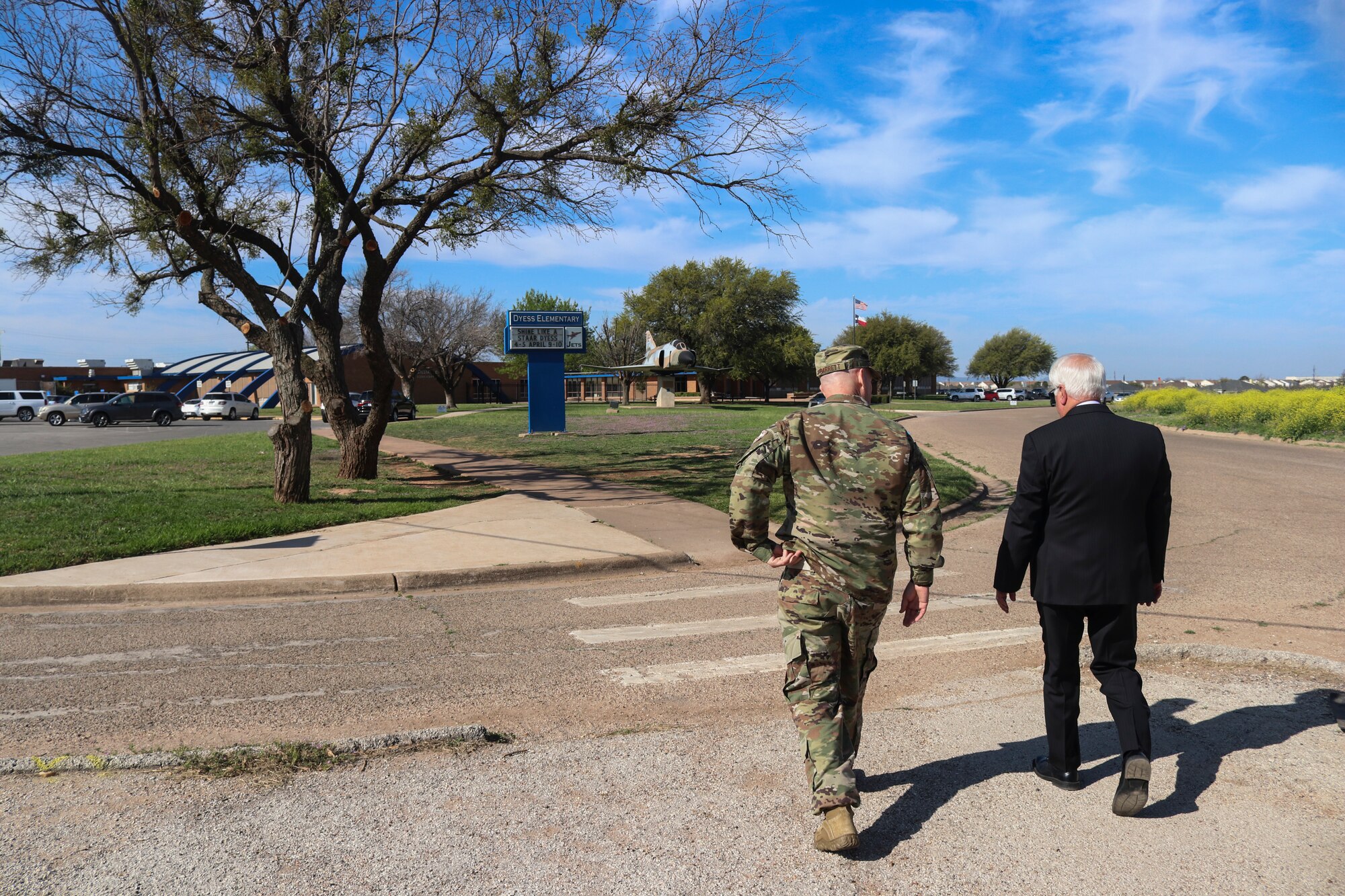 18th AF leadership visits Dyess