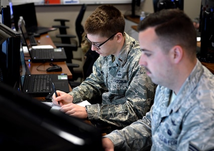 Members of the 833rd Cyberspace Operations Squadron participate in the monthly 567th Cyberspace Operations Group “hunt exercise” at Joint Base San Antonio-Lackland March 21. The three-day exercise afforded teams from the 90th, 92nd, 833rd and 834th COSs, as well as the Air Force Office of Special Investigations, the opportunity to defend against an enemy within a virtual training network.